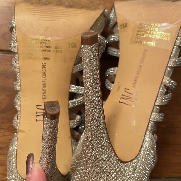 INC Champagne Glitter🥂 Booties 4 “ heels worn 1 hour At Wedding $119 - Picture 7 of 8